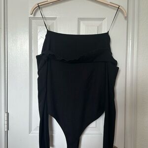 Black off the shoulder body suit long sleeve